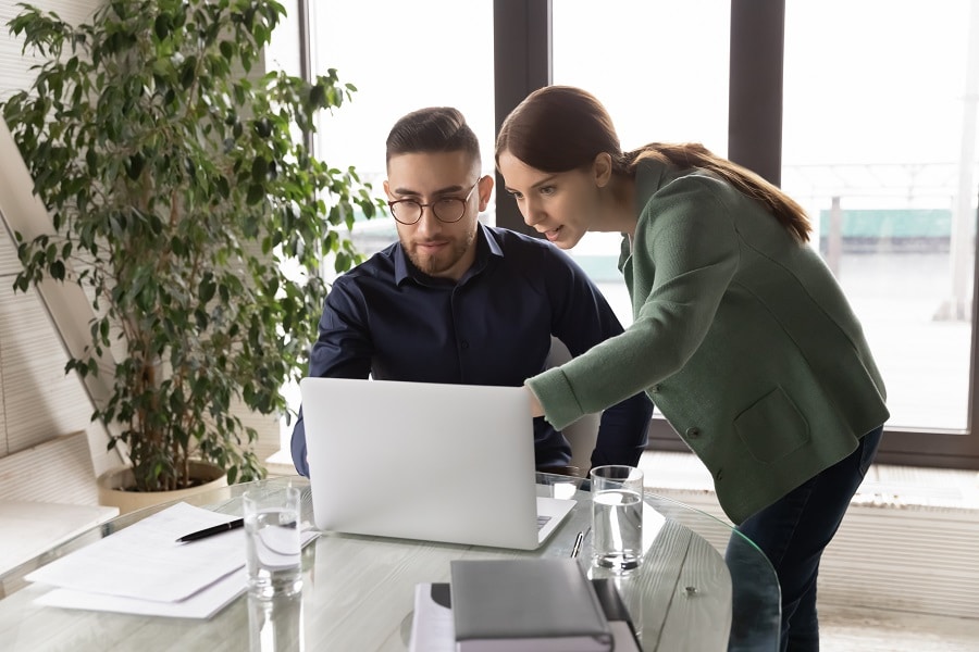 You want your employees to engage with your content