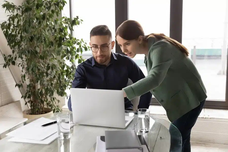 You want your employees to engage with your content